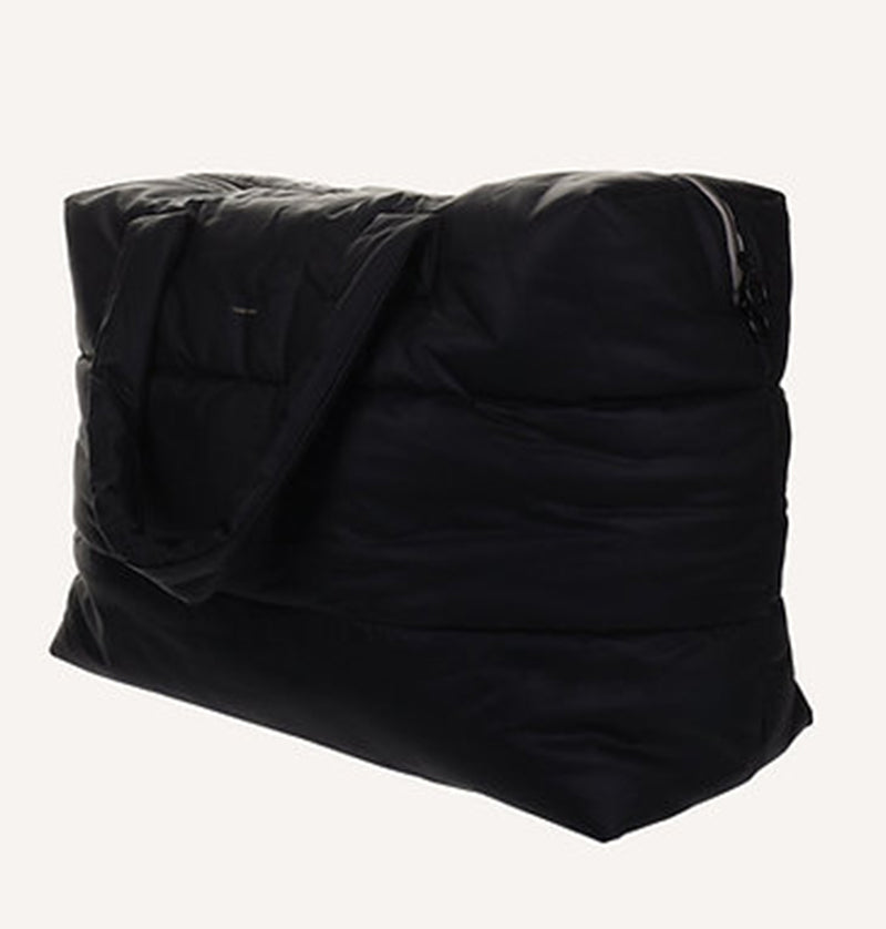 
                      
                        CAMILL Big Puffy Weekend Bag-black
                      
                    