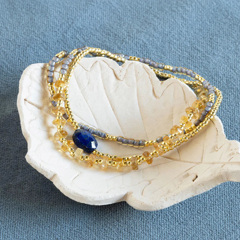 
                      
                        Armband Identity Lapis Lazuli/Citrine-gold
                      
                    