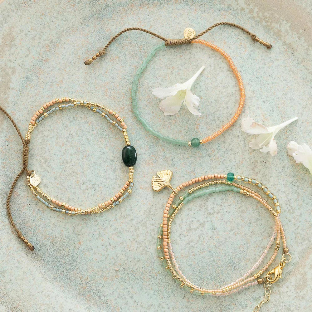 
                      
                        Armband Shining Aventurine-gold
                      
                    