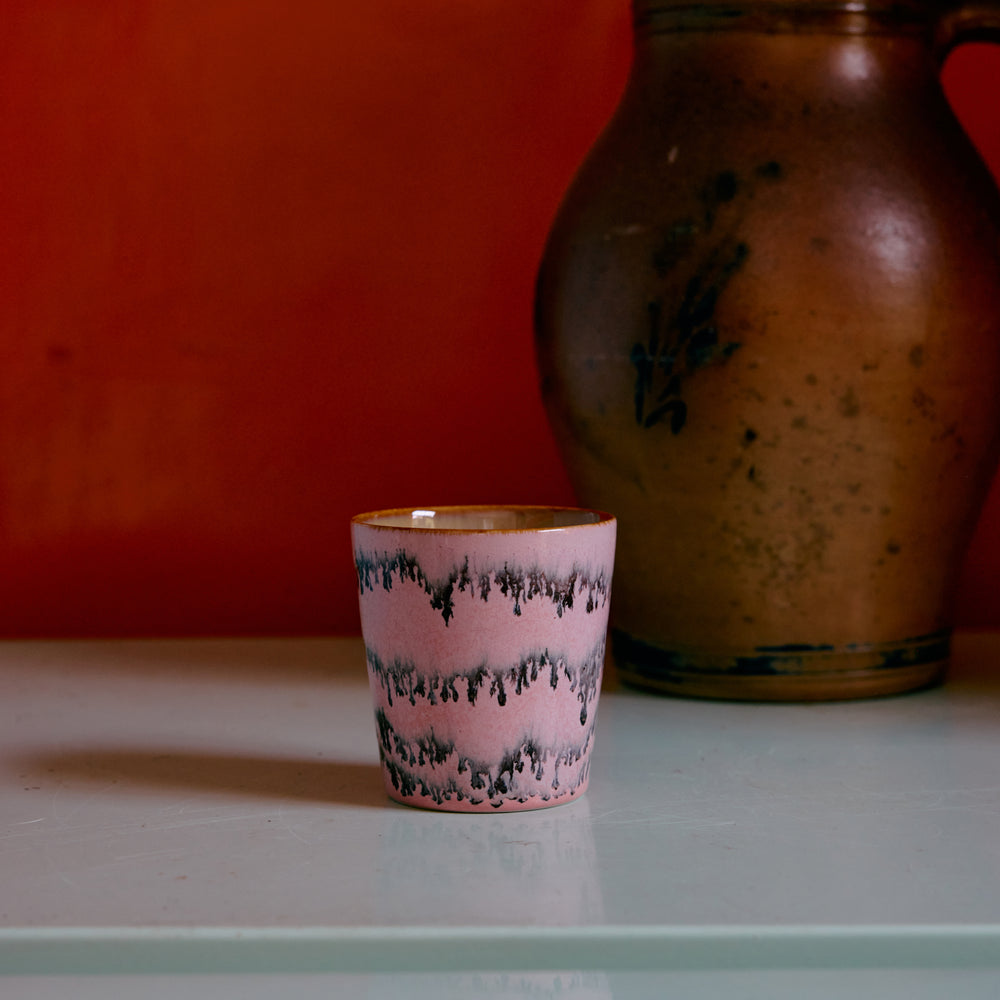 
                      
                        70s ceramics: Coffee Mugs (set of 4) Pop Art-mix
                      
                    