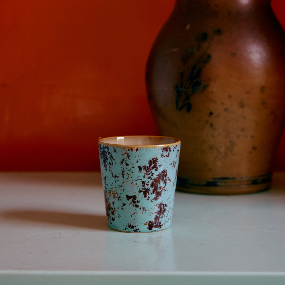 
                      
                        70s ceramics: Coffee Mugs (set of 6) Surreal-mix
                      
                    