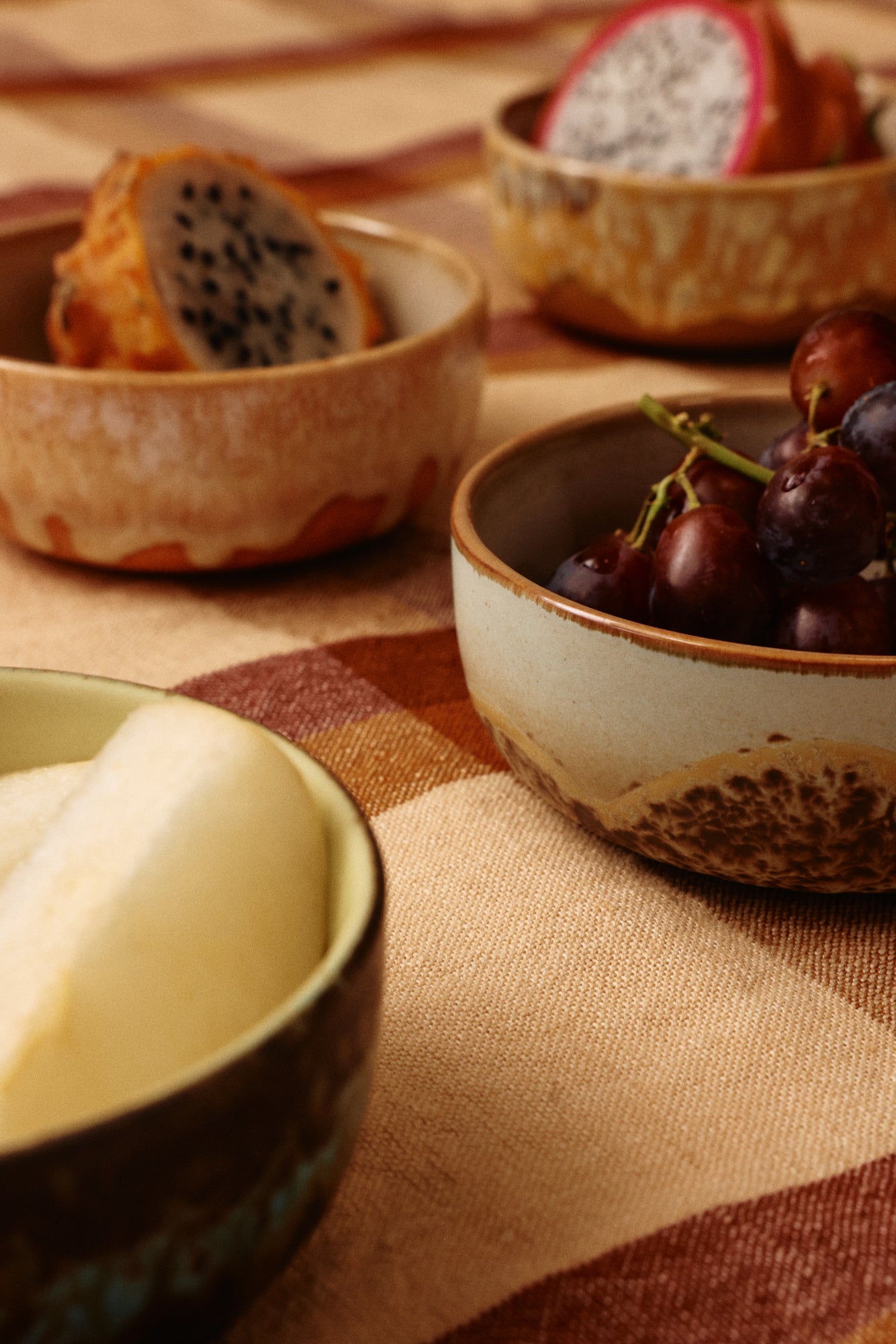 70s ceramics: Tapas Bowl-Shell