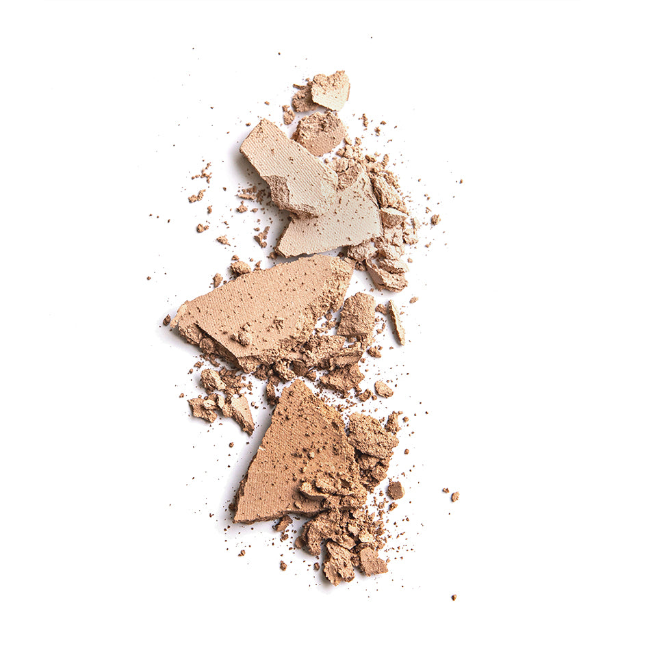 
                      
                        Compact Mineral Foundation-medium
                      
                    