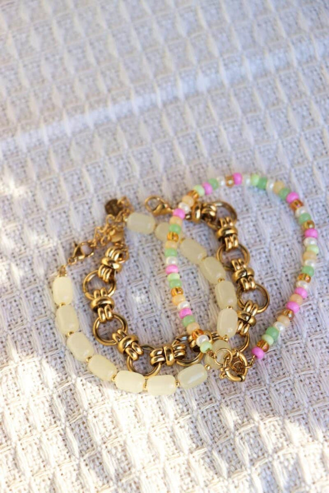 
                      
                        Armband Lemon Beads-gold
                      
                    