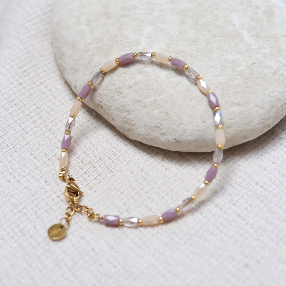 
                      
                        Armband Terra Lilac-gold
                      
                    