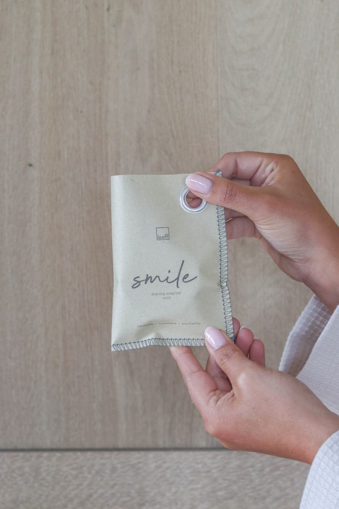 
                      
                        Zeepbar in Giftbag 'Smile'-shaving bar/mint
                      
                    