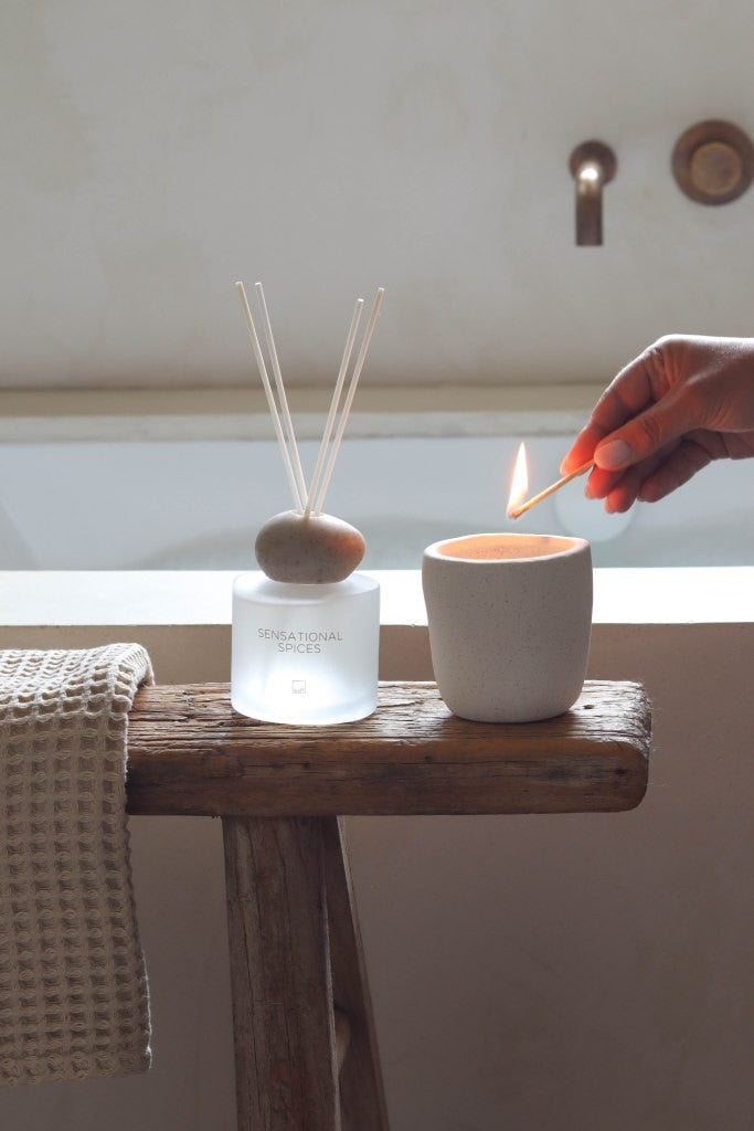Huisparfum Stone Diffuser 'Smells like home'-sensational spices