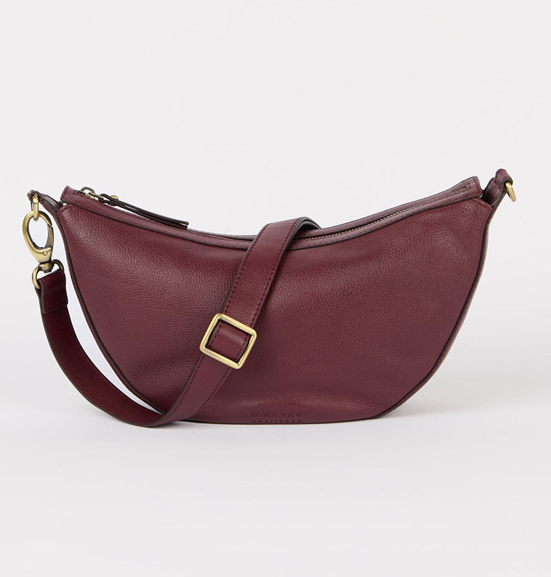 
                      
                        Leo Bum Bag Twisted Handle-Cherry (Soft Grain leather)
                      
                    