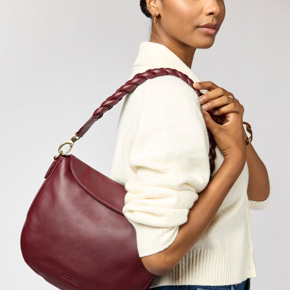 
                      
                        Handtas Lana / 2 Straps-cherry (soft grain leather)
                      
                    