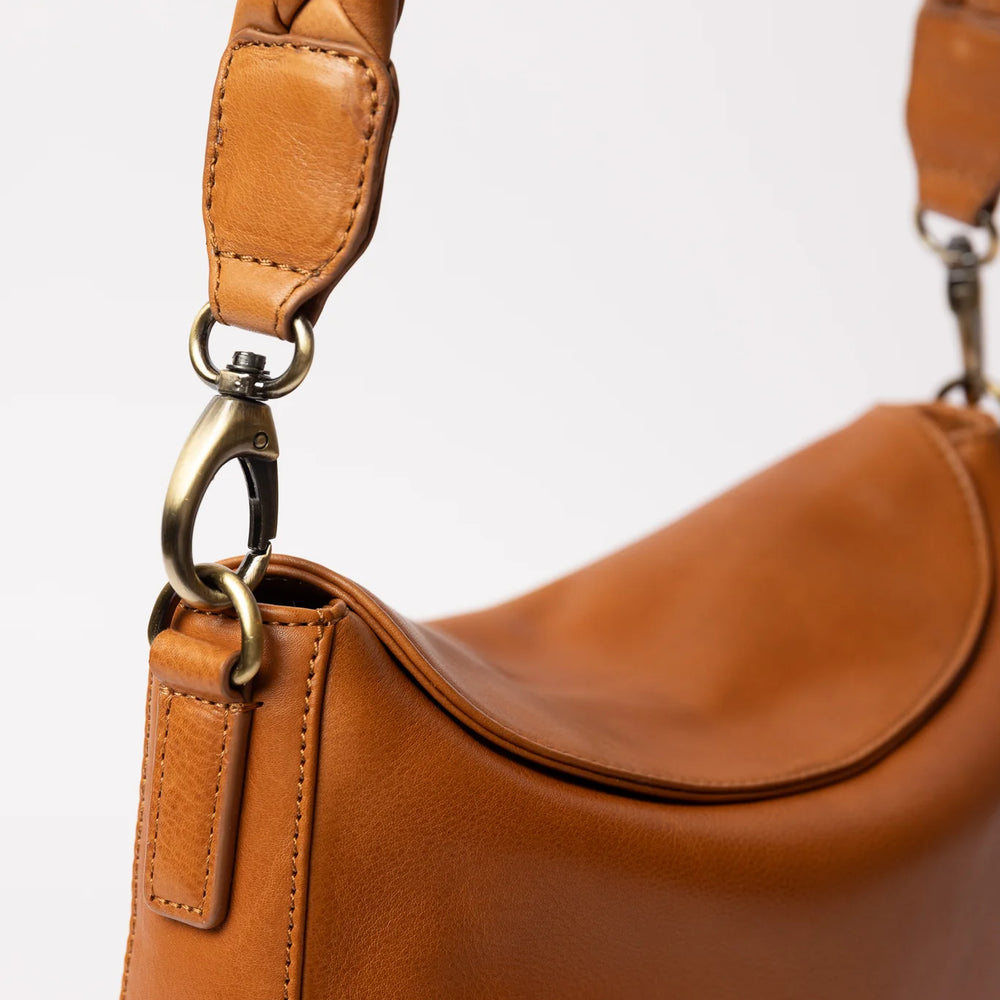 
                      
                        Handtas Lana / 2 Straps-wild oak (soft grain leather)
                      
                    