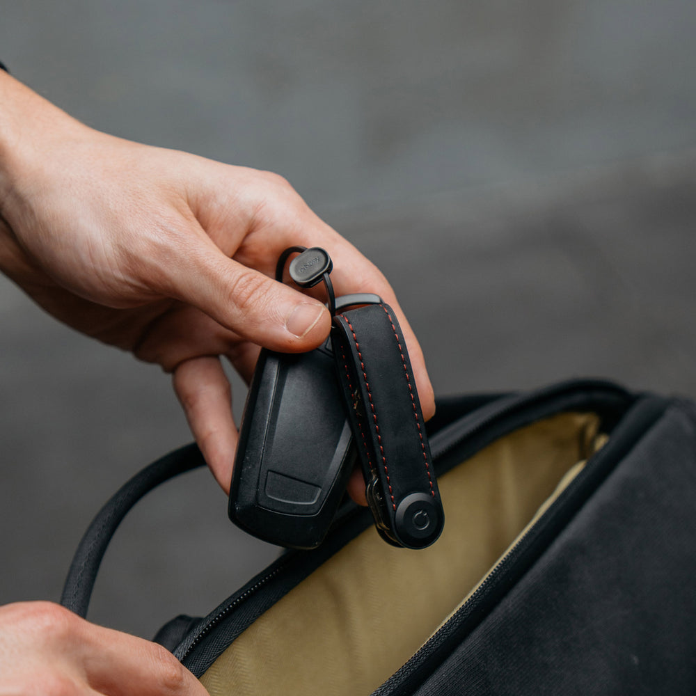 
                      
                        Orbitkey Ring V2-black
                      
                    