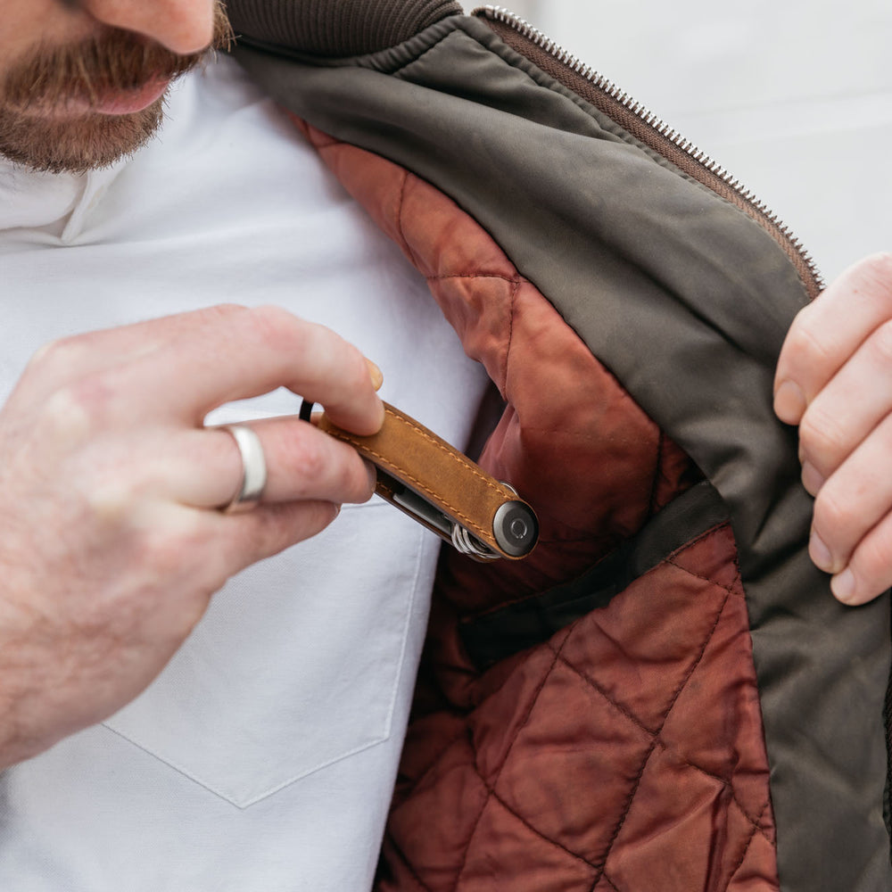 
                      
                        Orbitkey 2.0 Crazy Horse Leather-chestnut brown
                      
                    