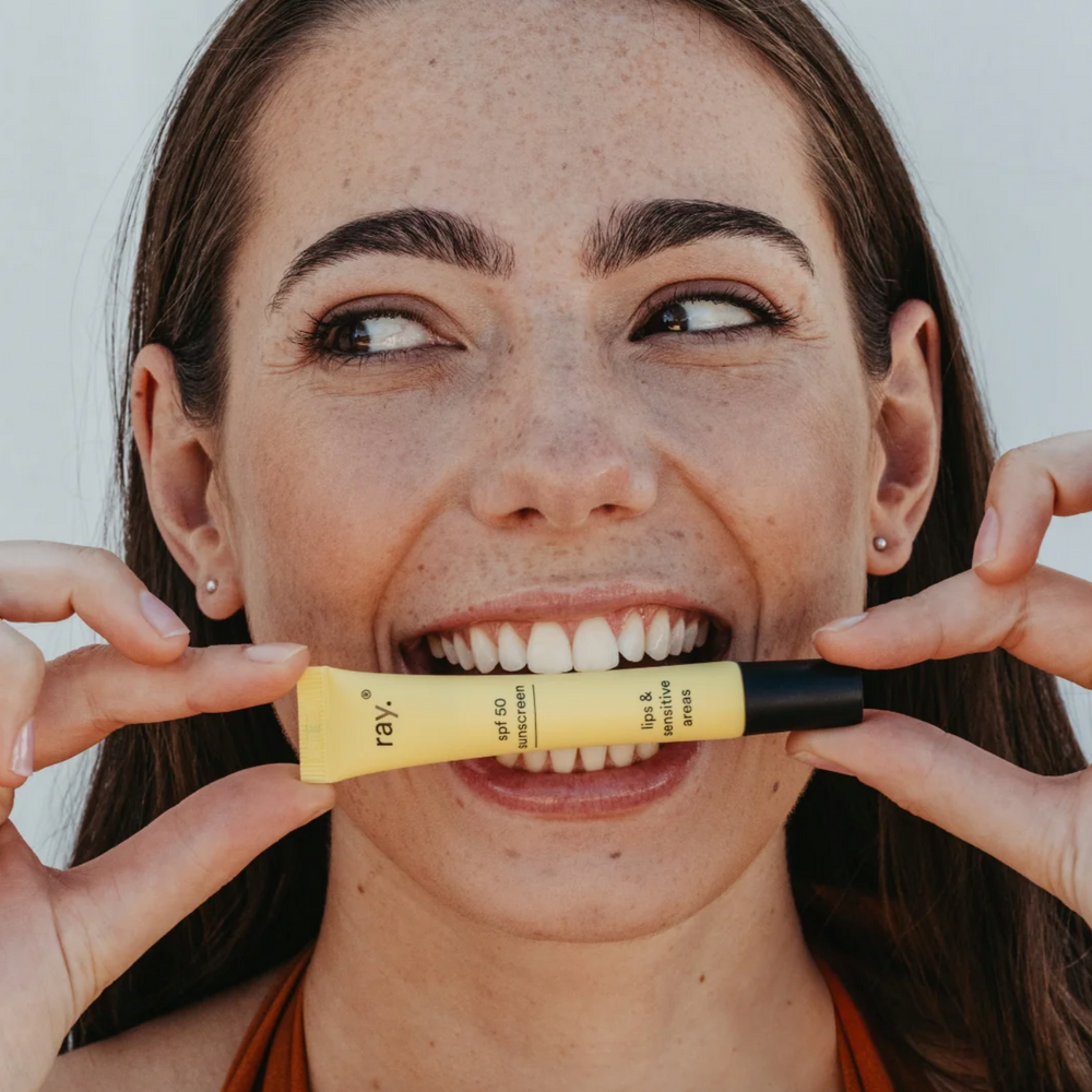 
                      
                        PRE-ORDER Zonne-Lippenbalsem SPF50-10ml
                      
                    