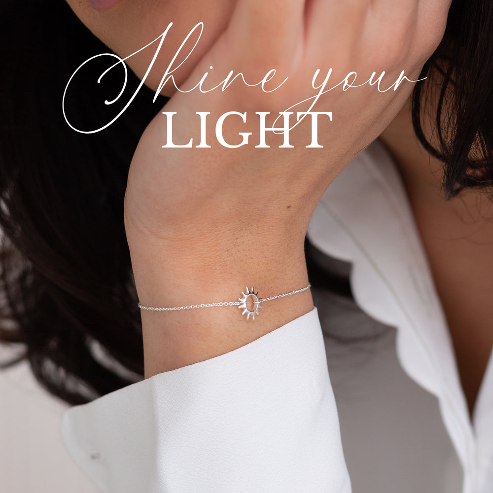 
                      
                        Armband Rise-silver
                      
                    