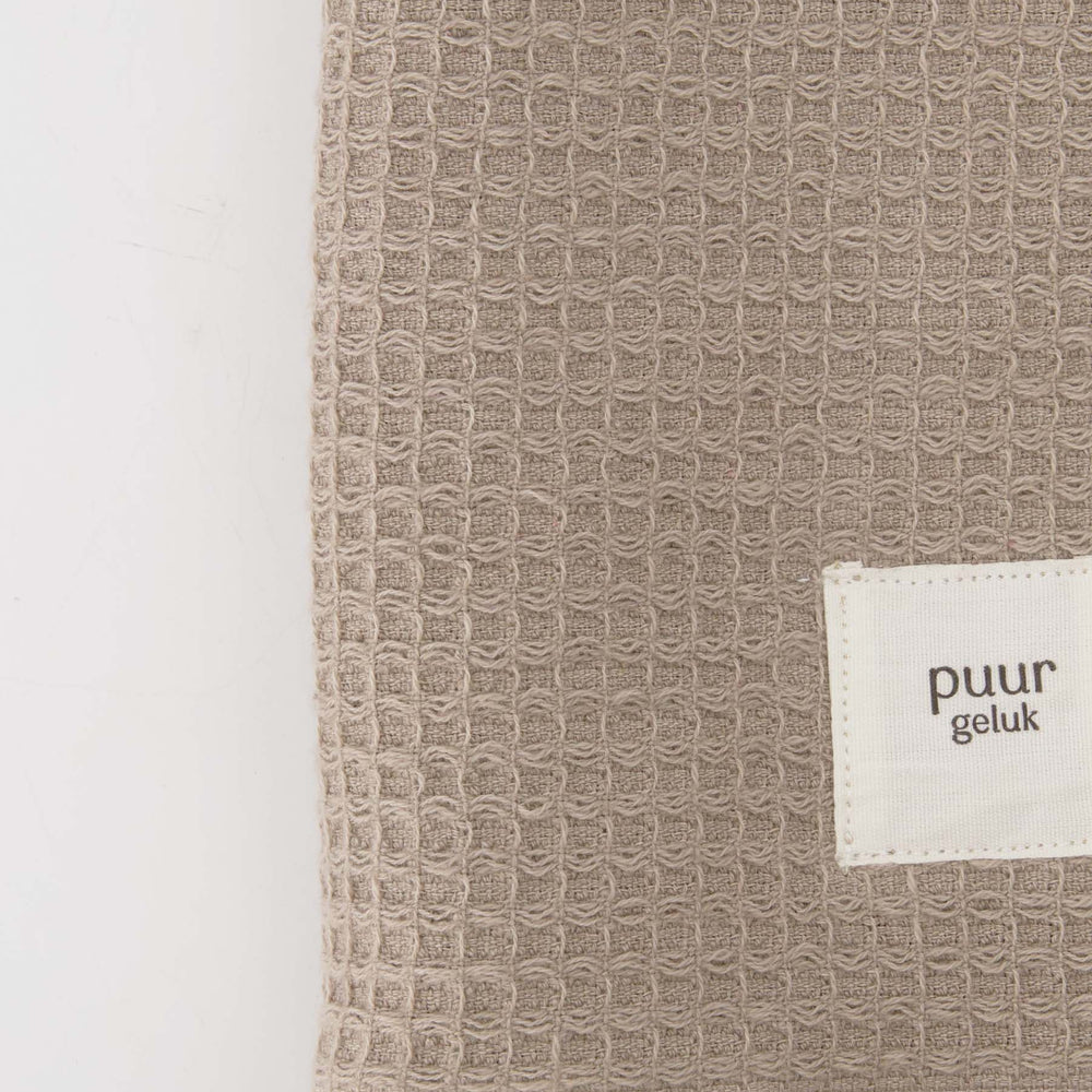 
                      
                        Gastendoekje 'Puur Geluk'-zand
                      
                    