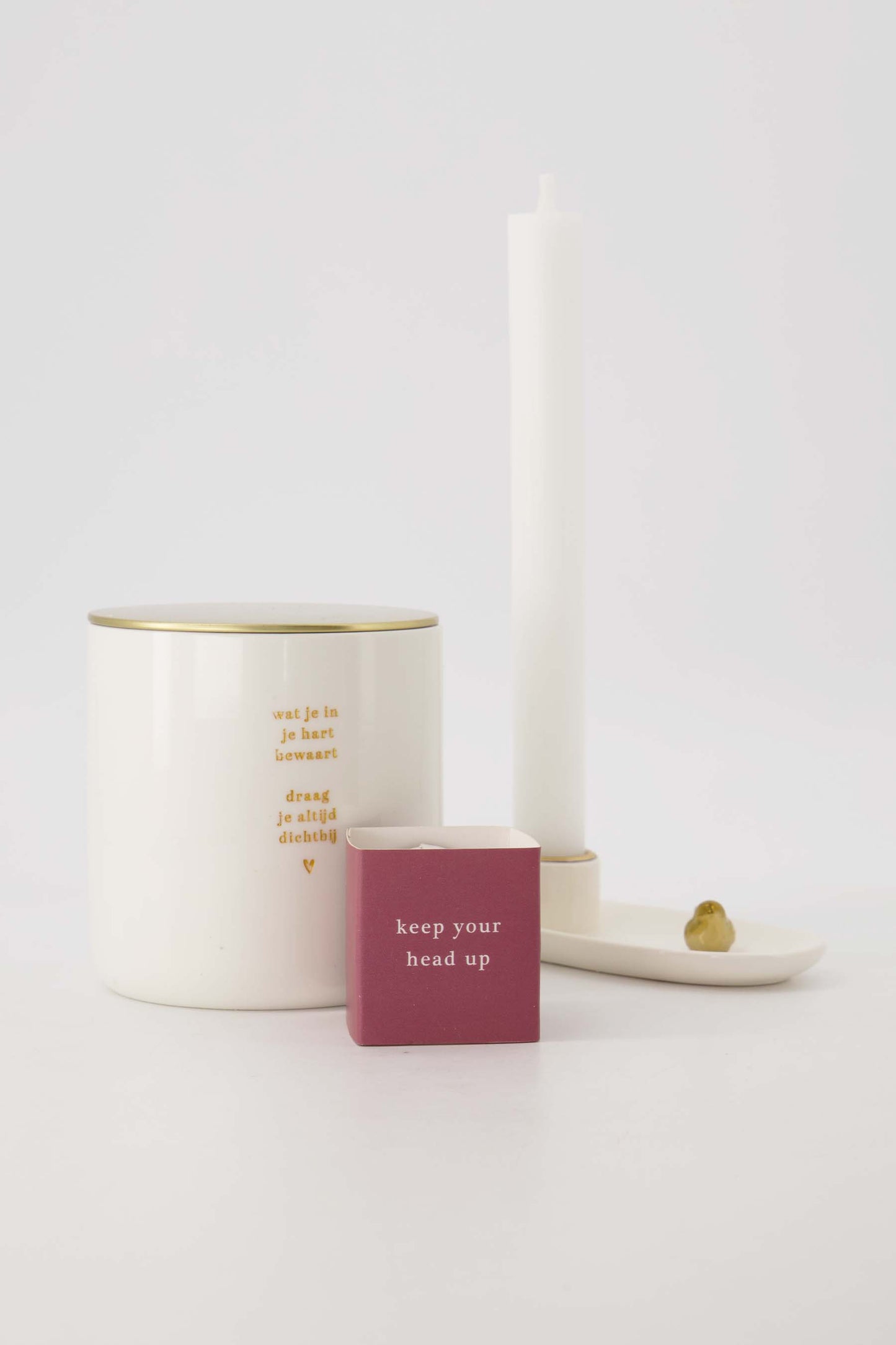 Geurkaarsje in wikkel 'Keep your head up'-wit/rood