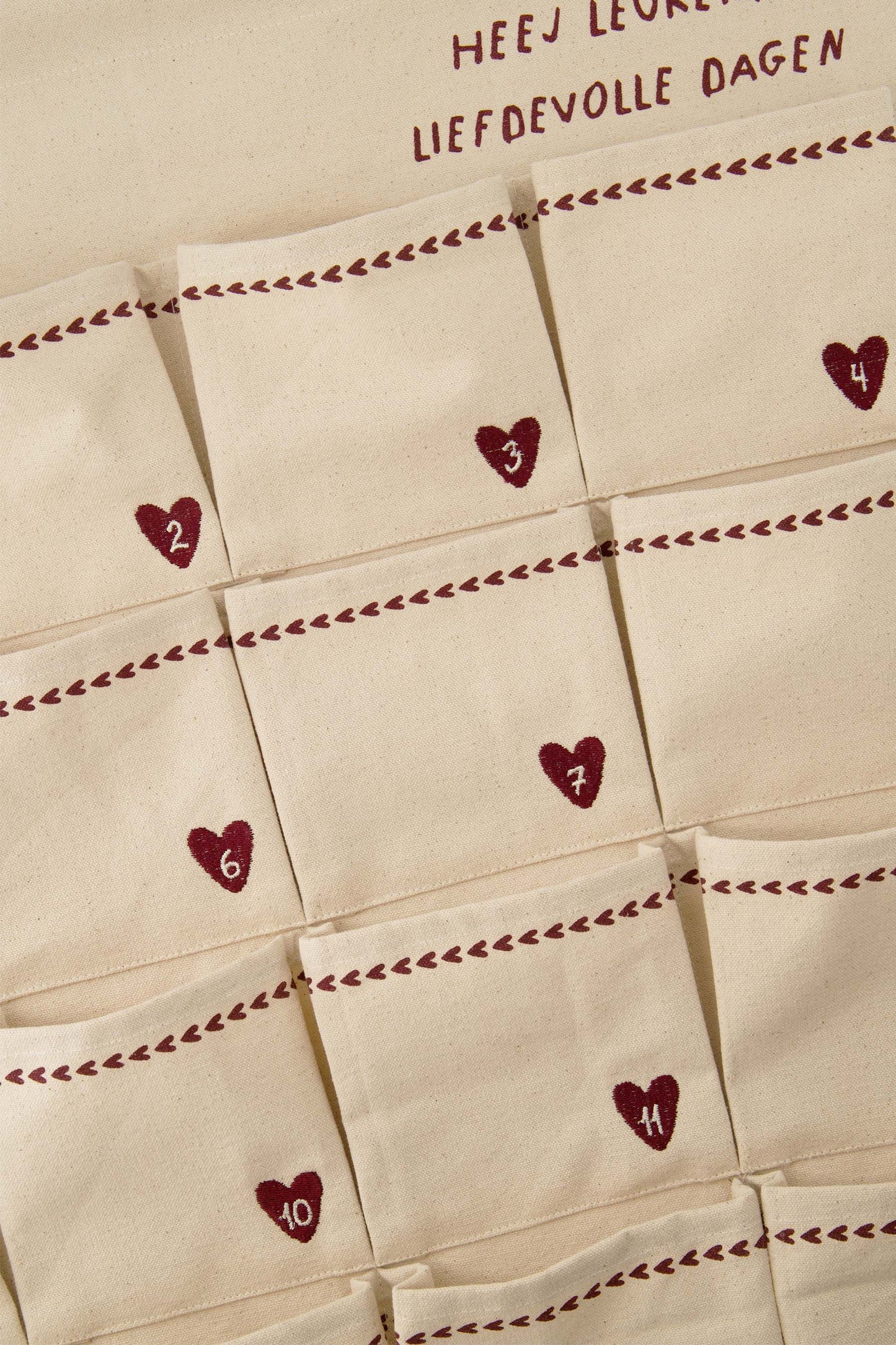 Kalender Advent XL 'Fijne dagen'-wit/rood