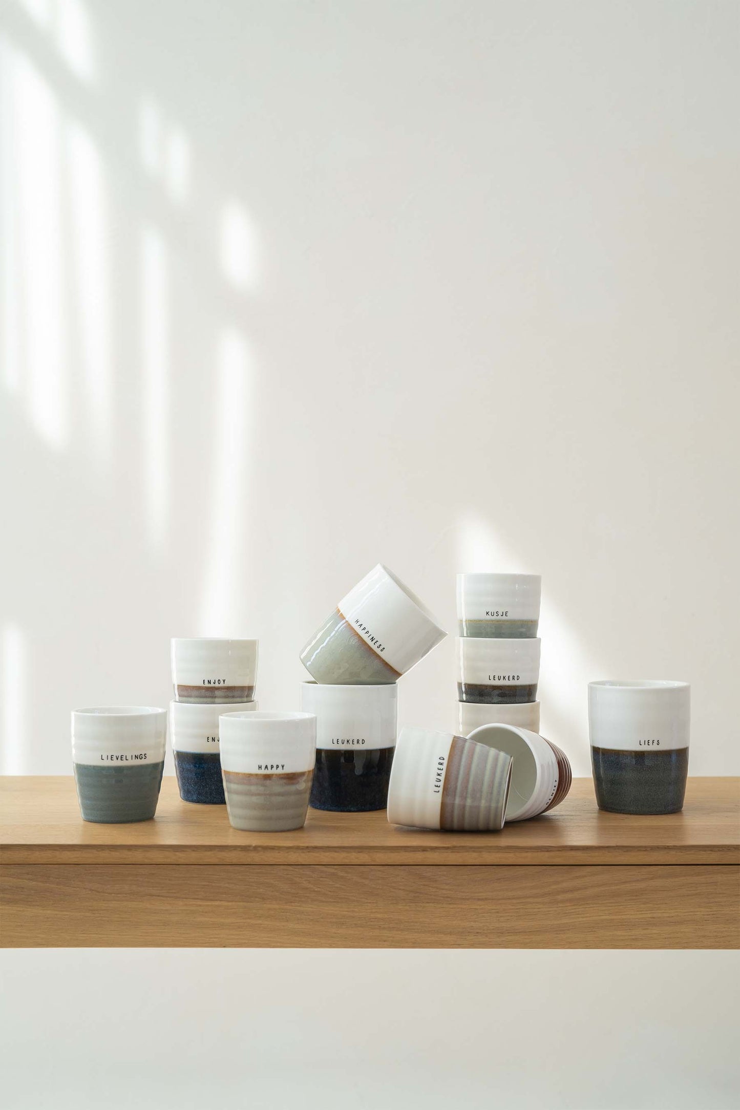 Koffiemok Duocolor 'Enjoy'-donkerblauw/wit